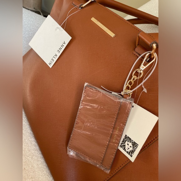 Anne Klein Tan brown large Leather Tote NWT and coin purse new with tags - Picture 2 of 11